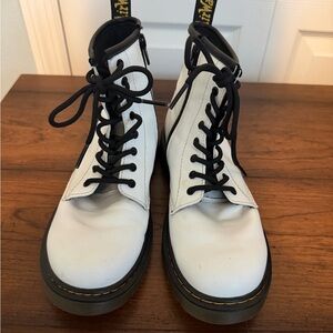 Dr. Martens Kids Boots White and Black